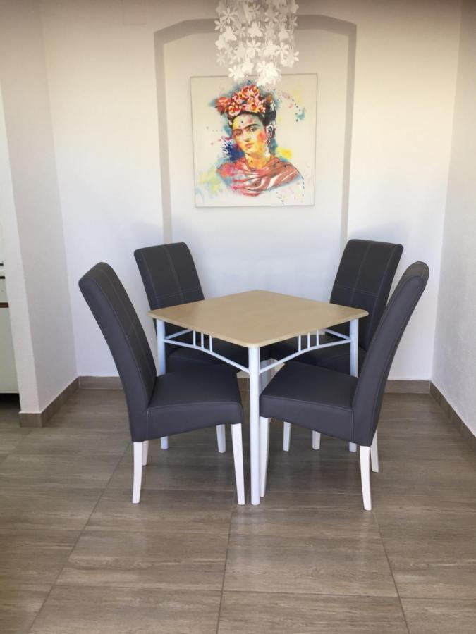 Apartments Mare Пунат Екстериор снимка