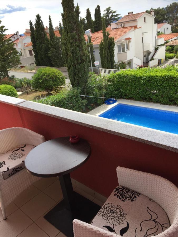 Apartments Mare Пунат Екстериор снимка