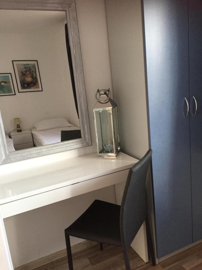 Apartments Mare Пунат Екстериор снимка