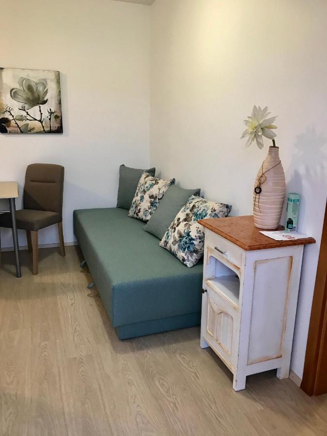 Apartments Mare Пунат Екстериор снимка