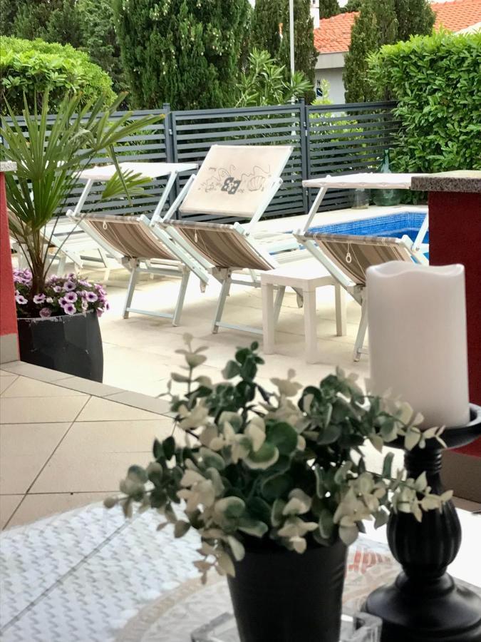Apartments Mare Пунат Екстериор снимка