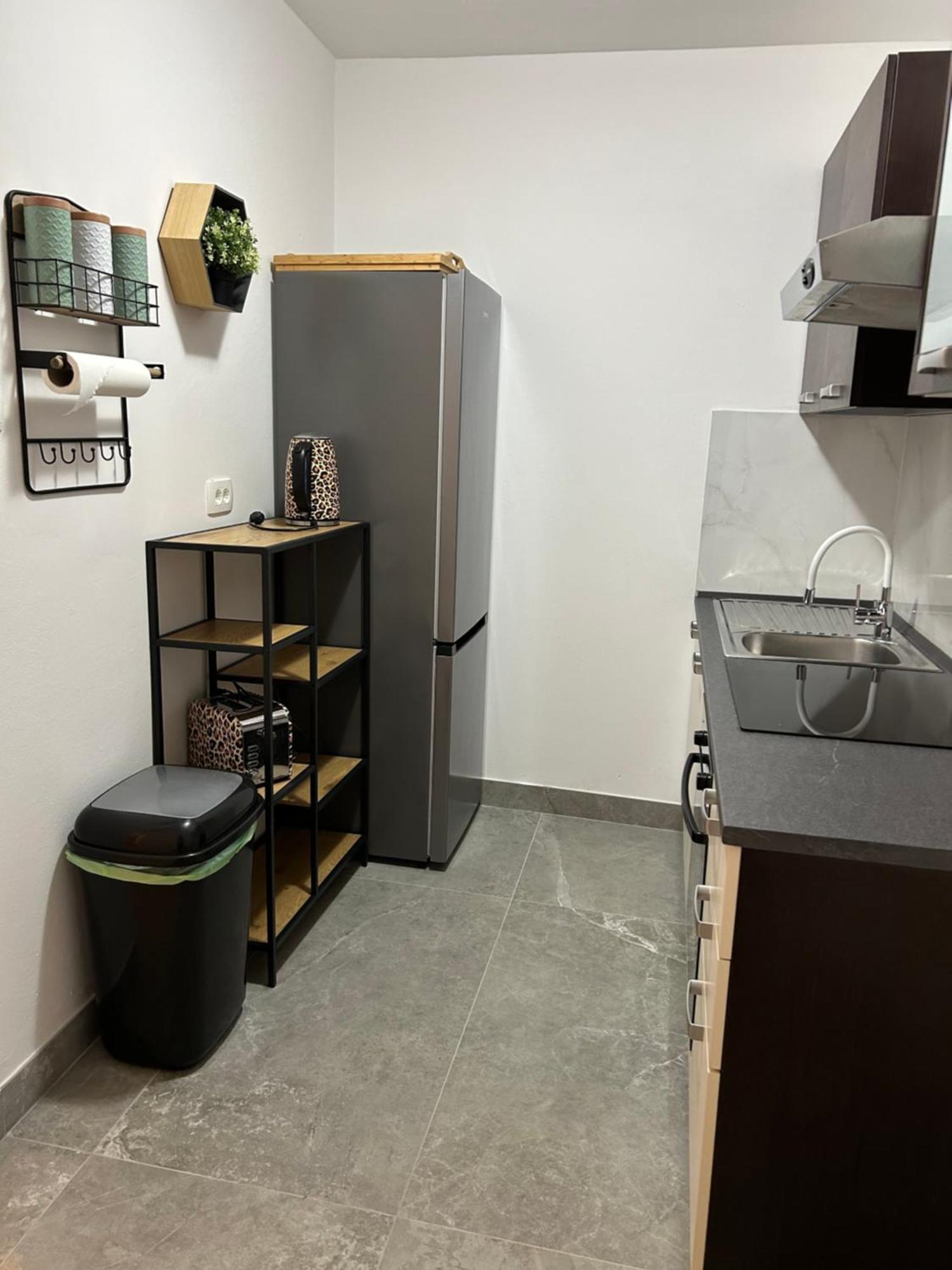 Apartments Mare Пунат Екстериор снимка