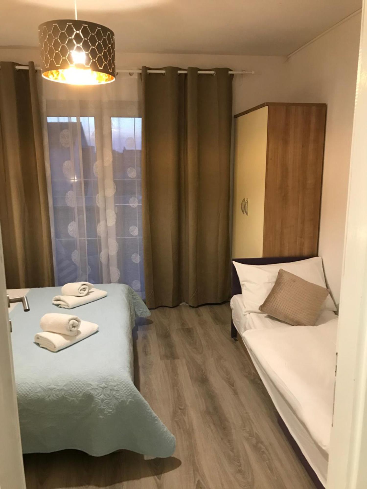 Apartments Mare Пунат Екстериор снимка