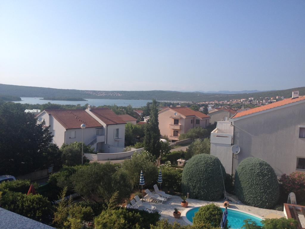 Apartments Mare Пунат Екстериор снимка